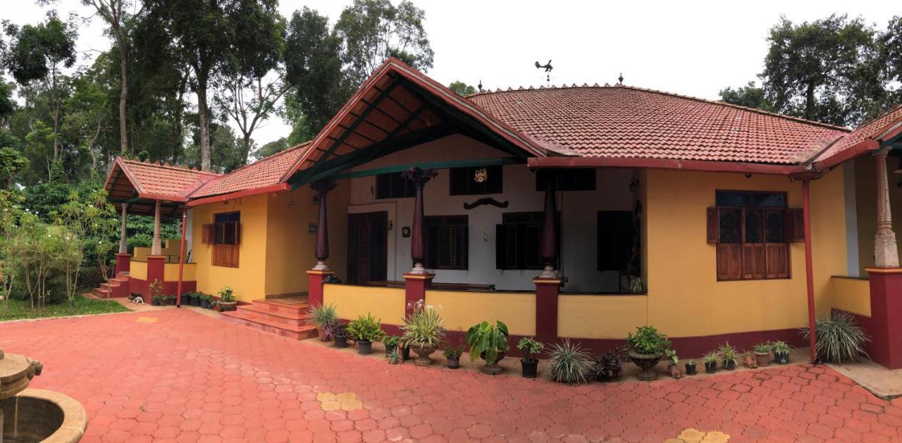 Ama Stays & Trails, Rare Earth Estate Madikeri Eksteriør bilde